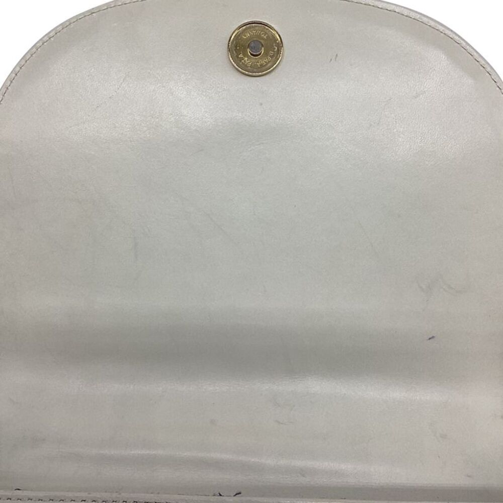 Saint Laurent Joan Quilted Shoulder Bag in White Calf Leather - Picture 10 of 10